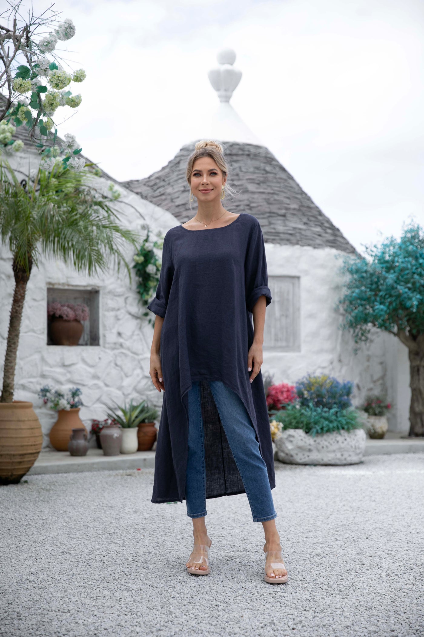 Natalia' s 3/4 Sleeve Linen Top with train