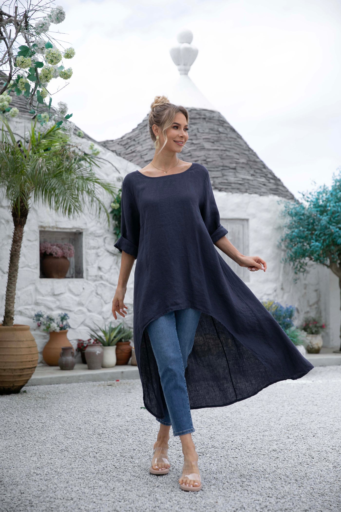 Natalia' s 3/4 Sleeve Linen Top with train