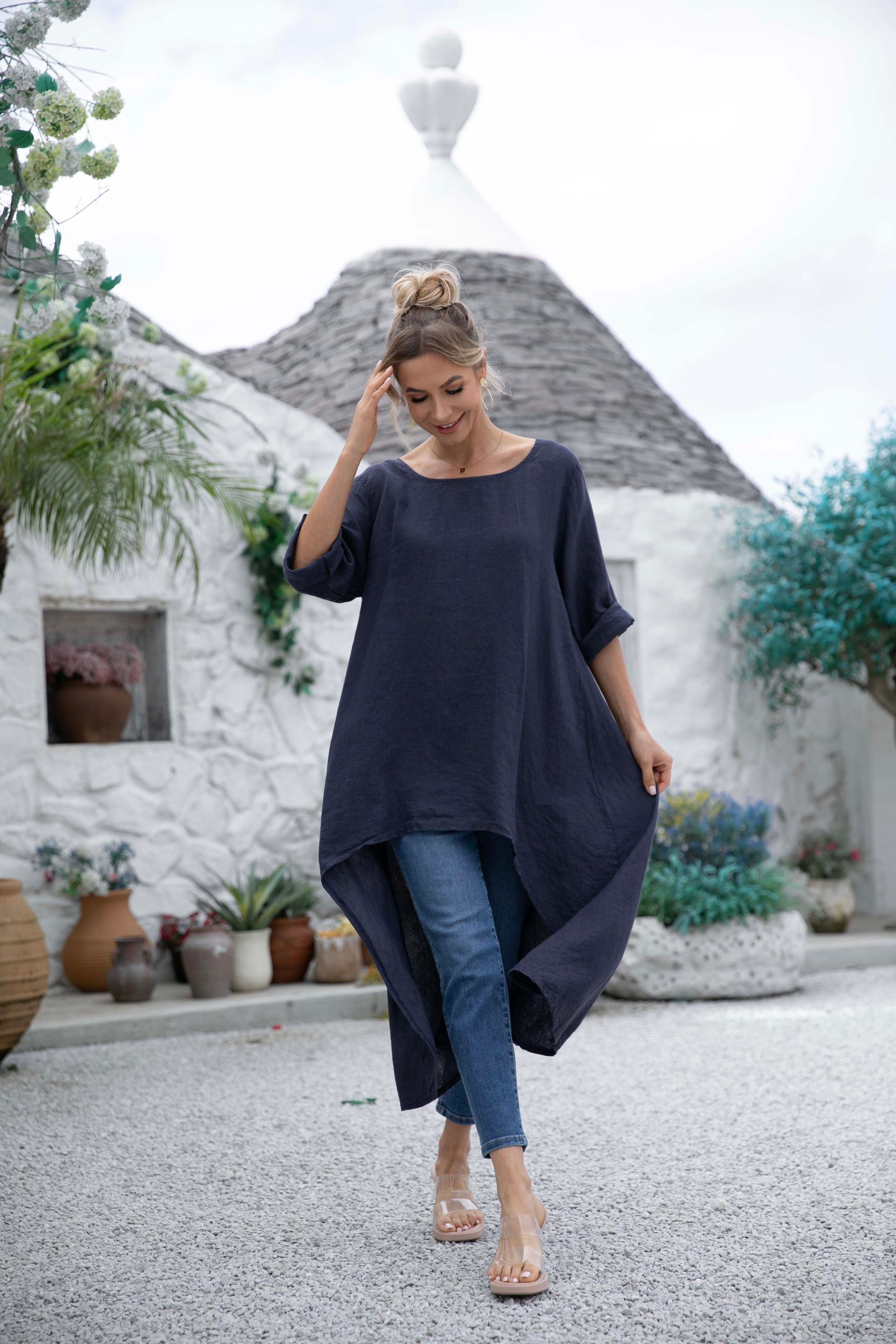 Natalia' s 3/4 Sleeve Linen Top with train