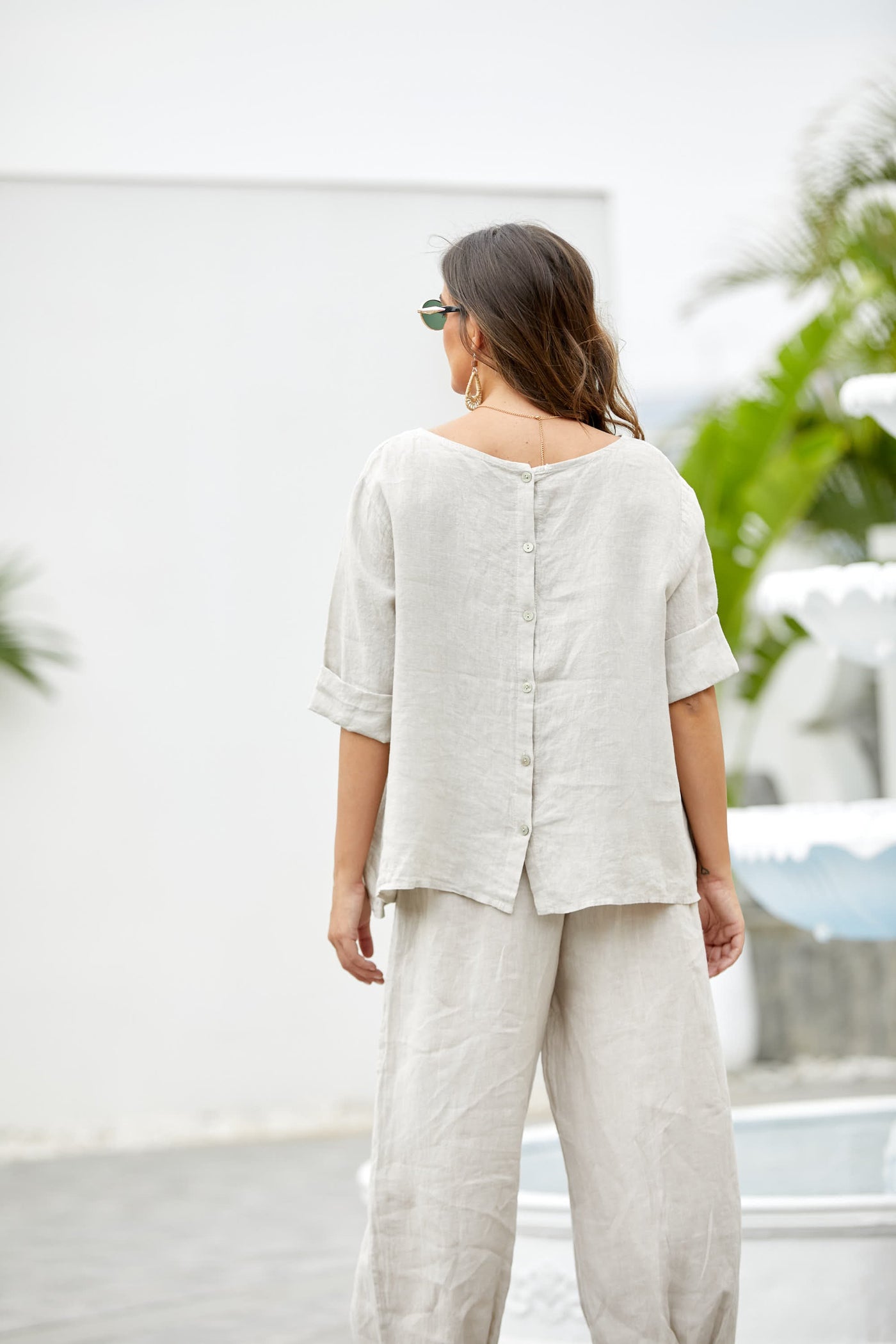 Mea's Linen Breeze Button-Back Top