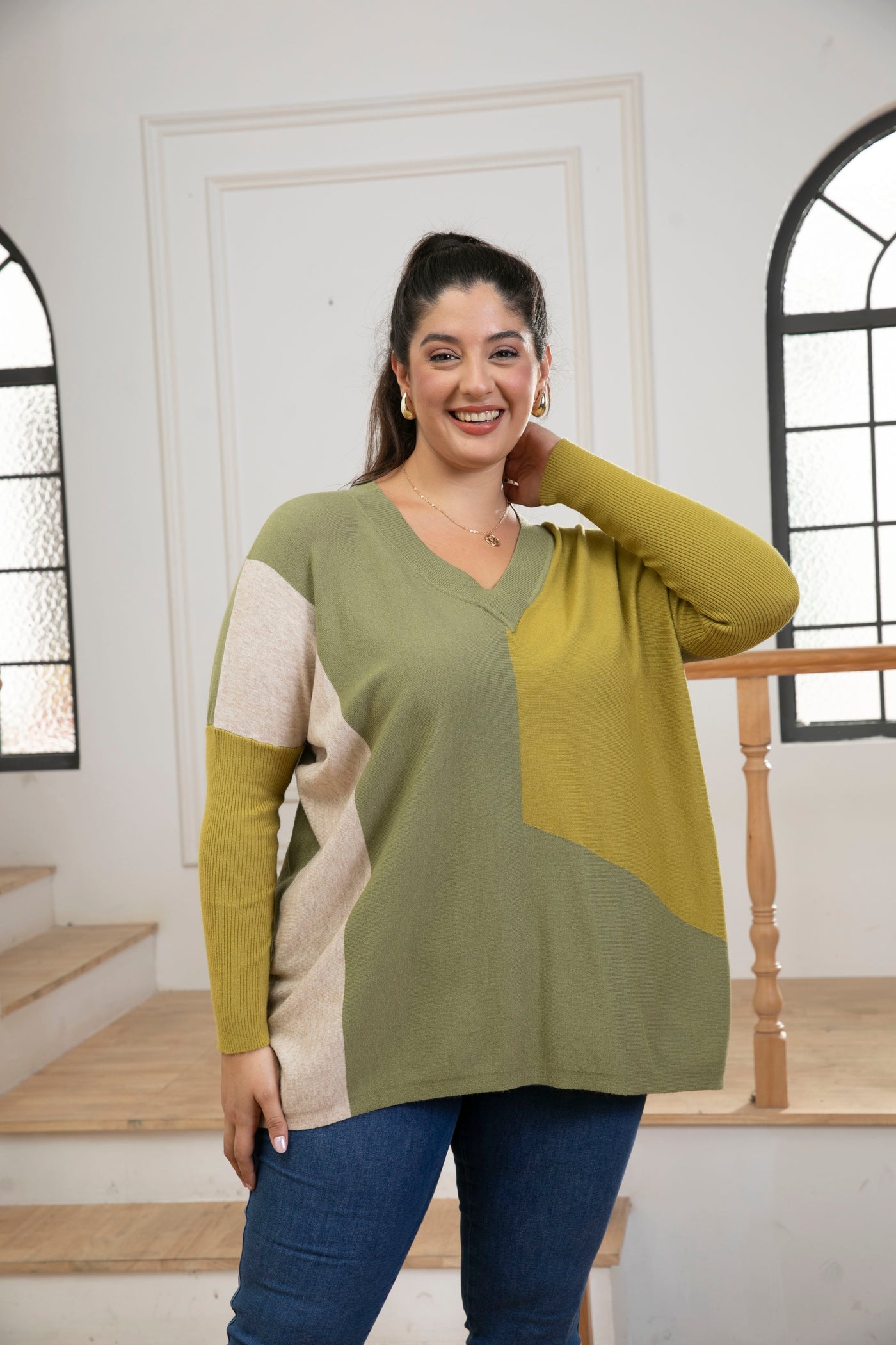 Cassadee's Cashmere-Feel Color Block Pull Over