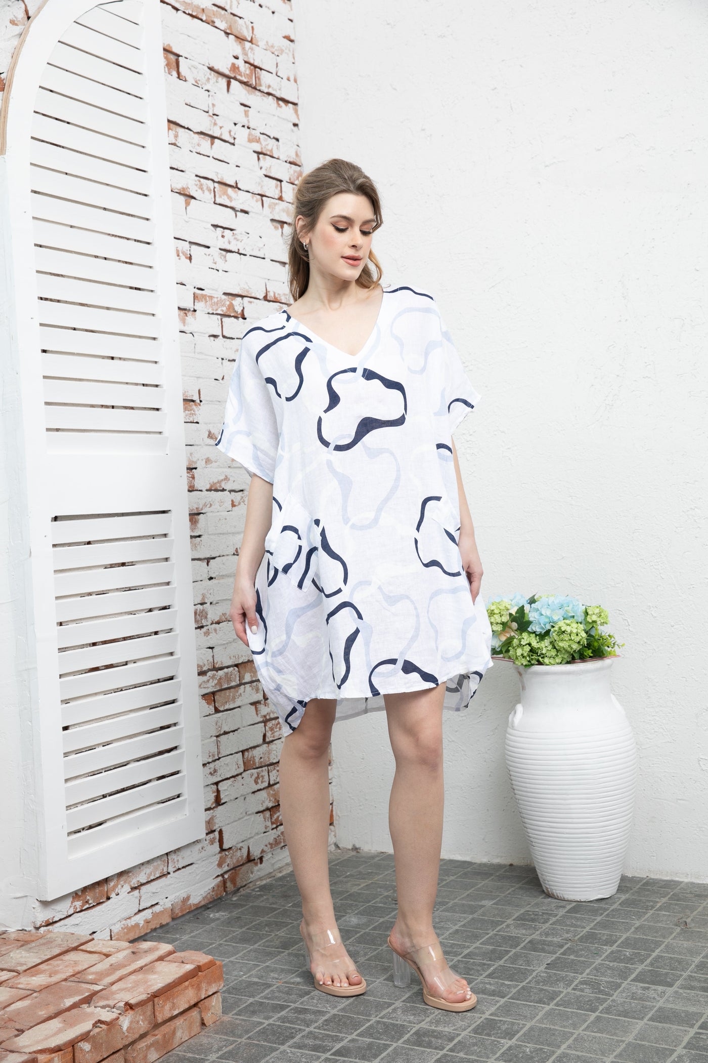 Linen abstract v neck dress